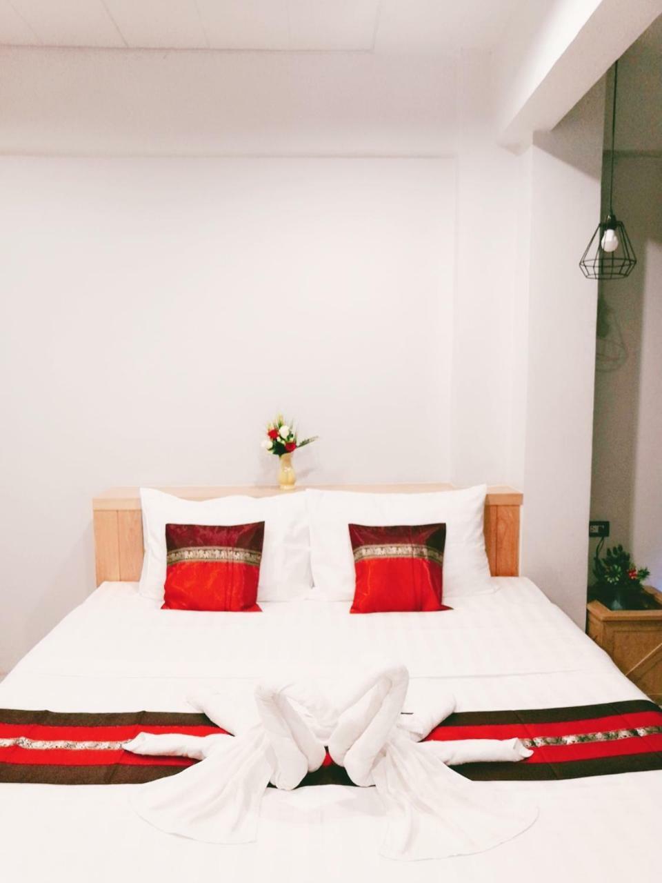 Little Lanna Guesthouse Chiang Mai Eksteriør bilde